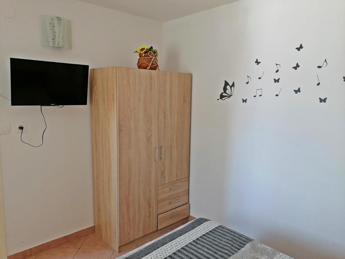 Apartment Ivana Baska  Bagian luar foto